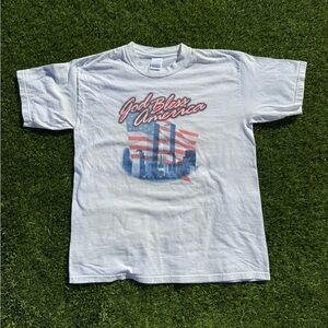 Vintage God Bless America 9/11 tee. Size Large